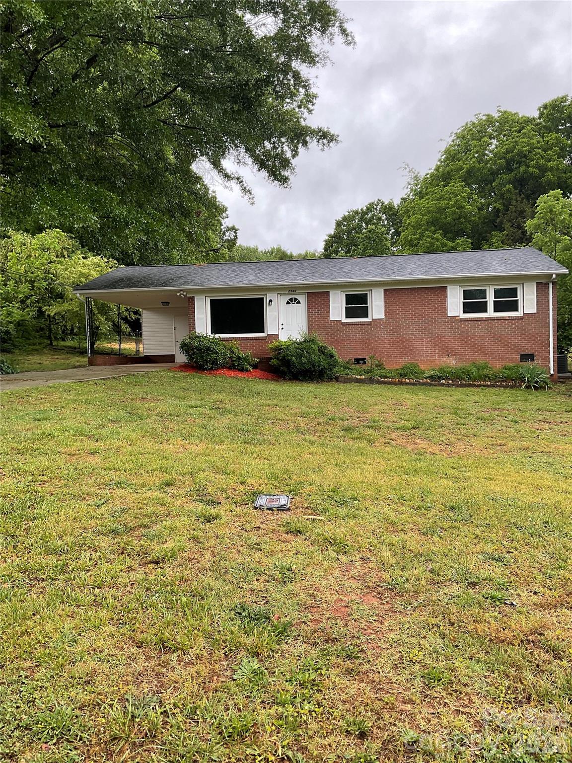 Move in ready all brick ranch home with attached carport with utility/Laundry  room. Three bedrooms one full bathroom,Storage shed in fenced in back yard.Freshly painted New septic ,and new water heater.