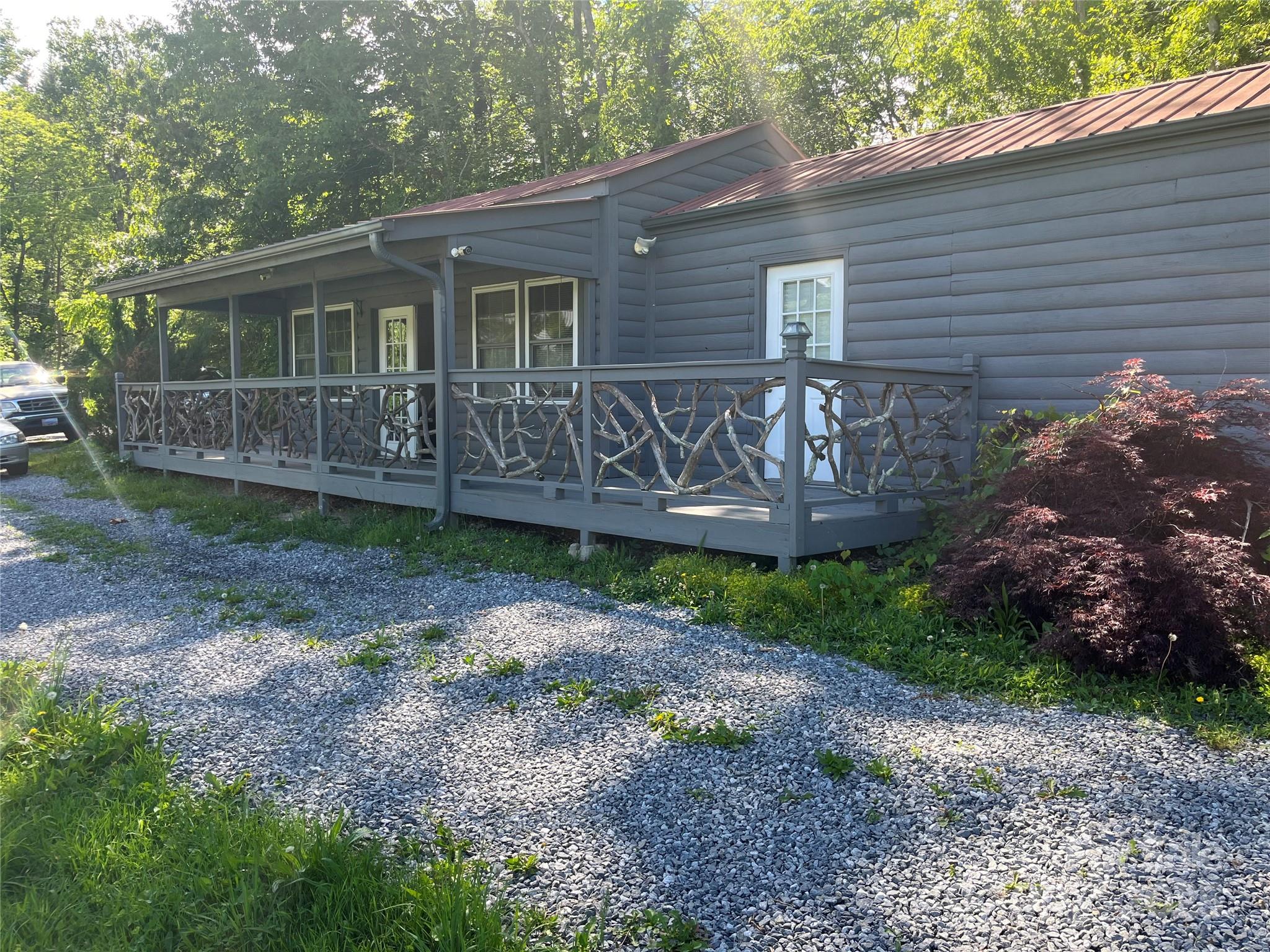 1961 Cane Creek Road