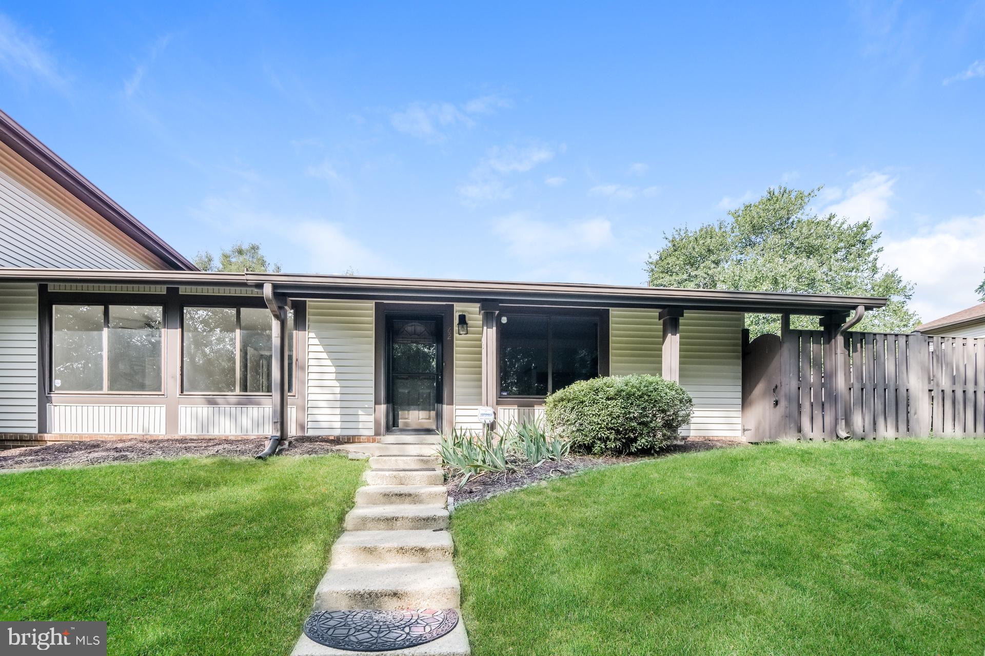 62 Cable Hollow Way 38-4