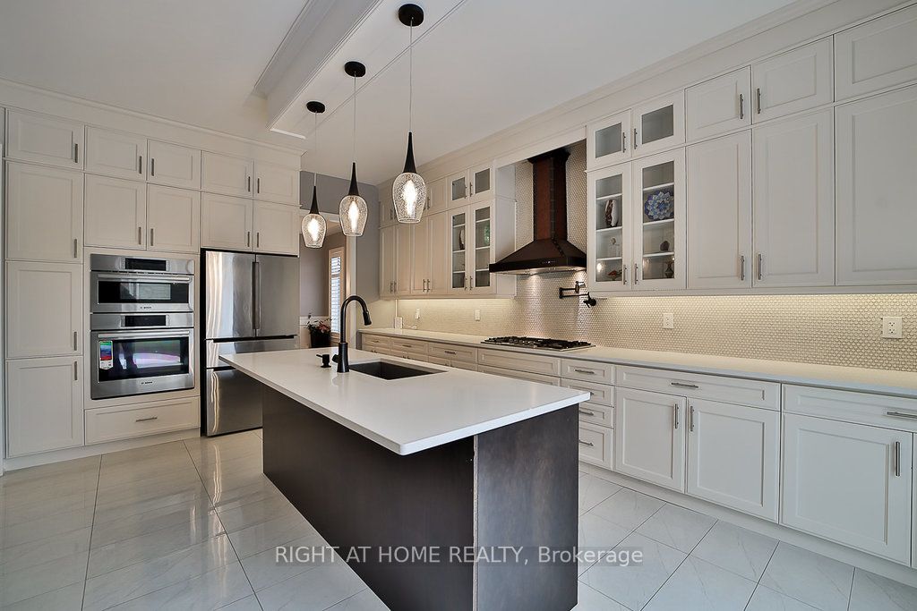 60 Maple Fields Circ