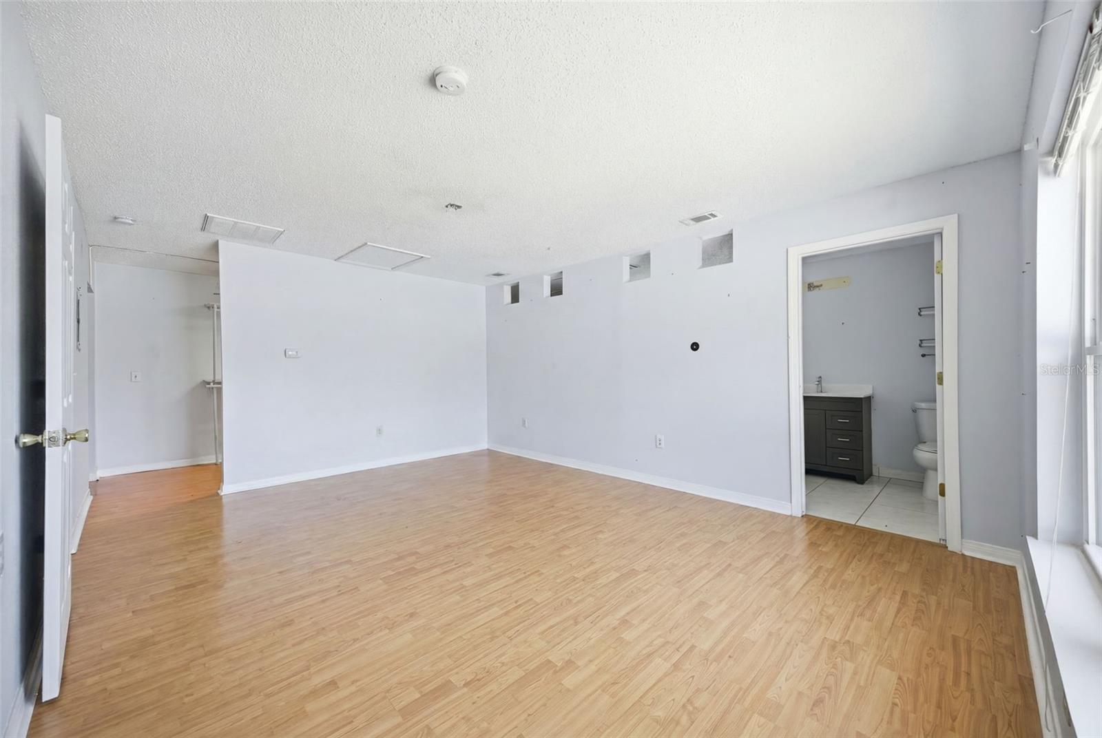 11410 Thomas Road