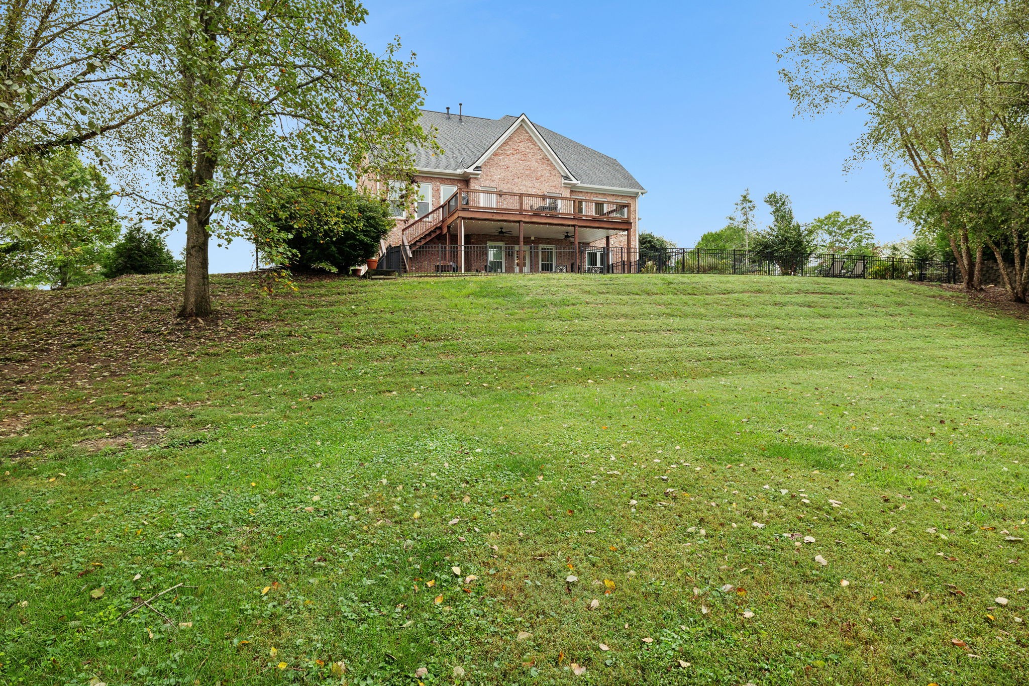 3016 Trotters Ln