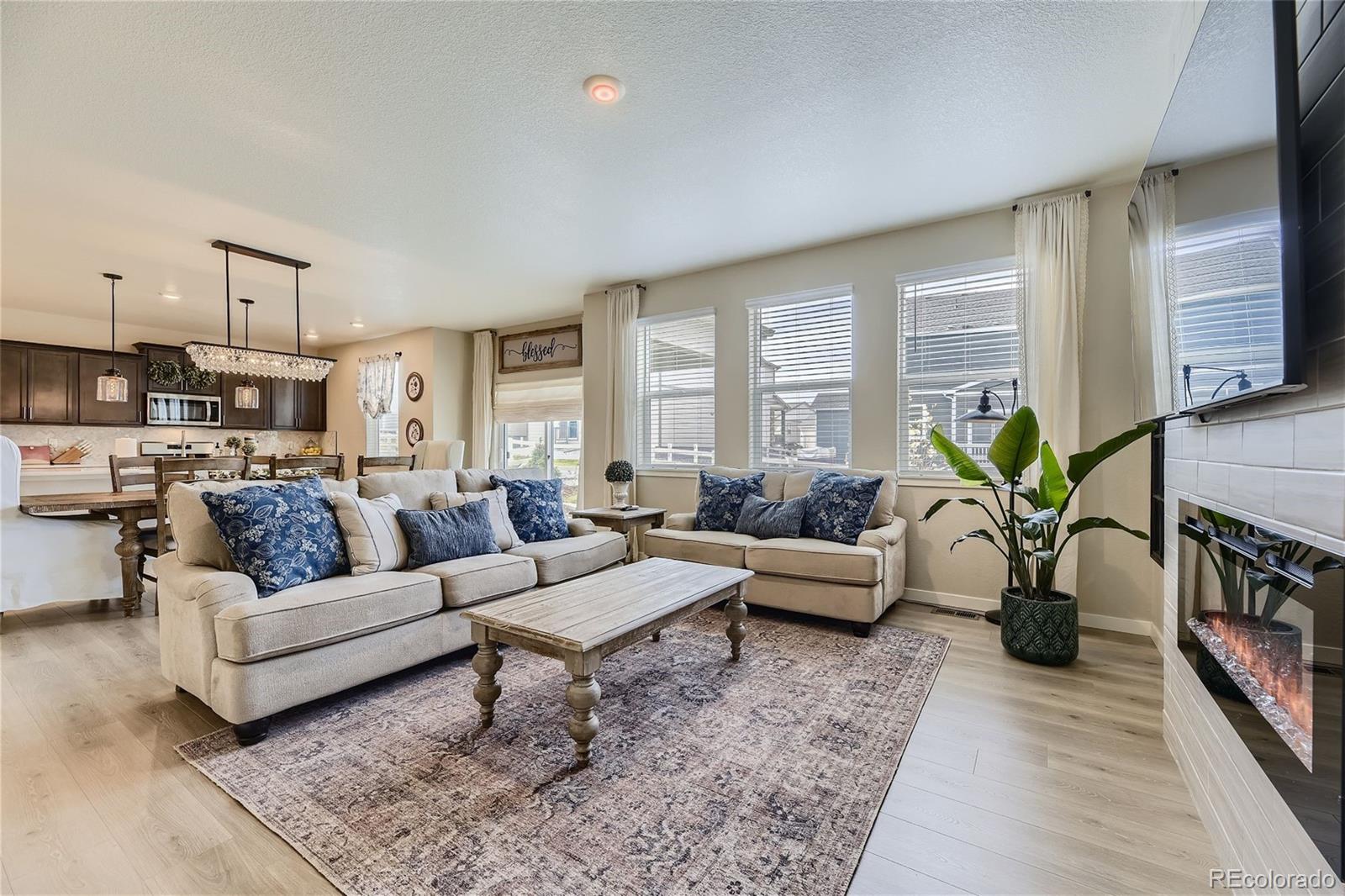 4889 Cattle Cross Trail