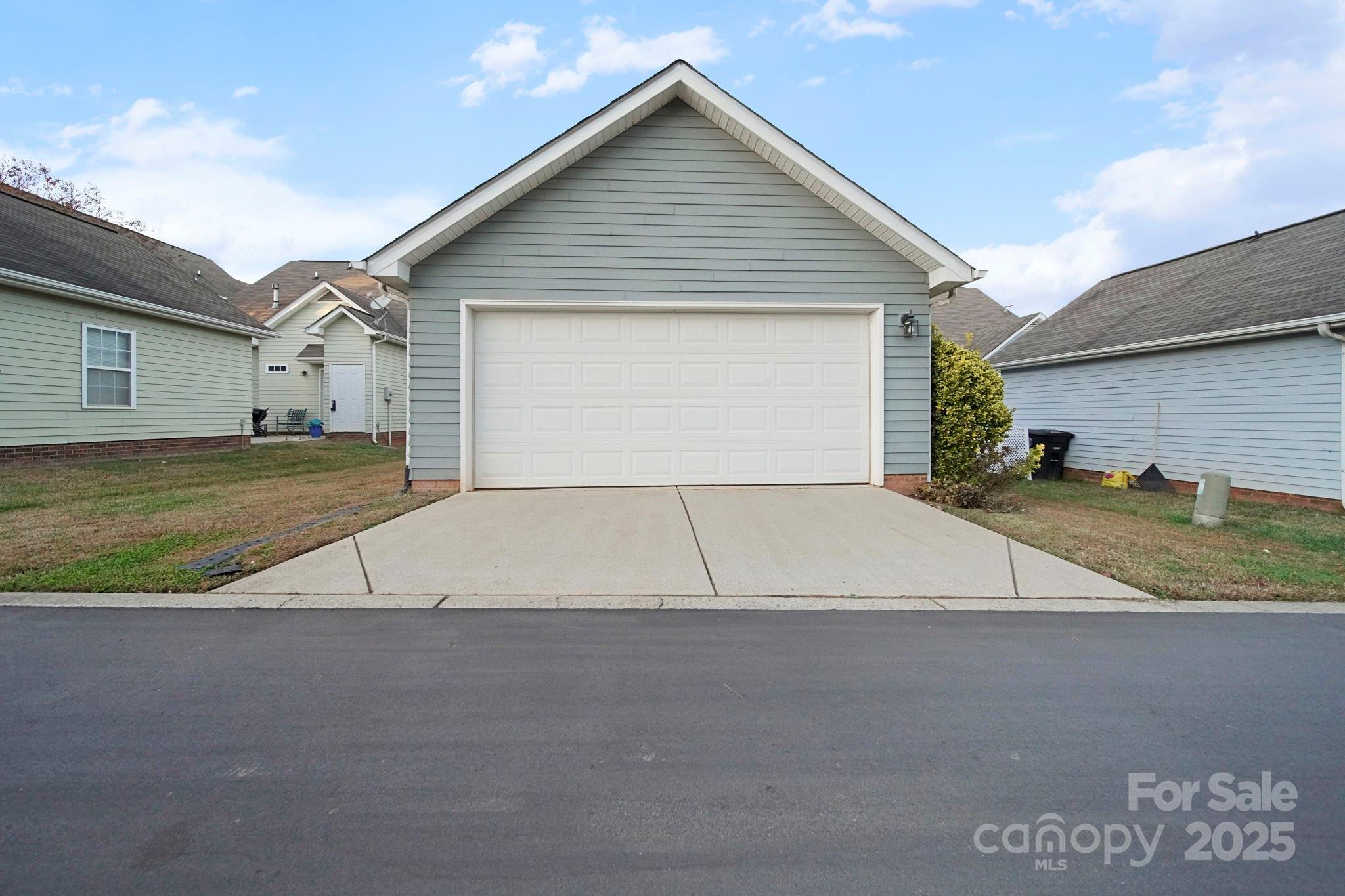 136 E Morehouse Avenue