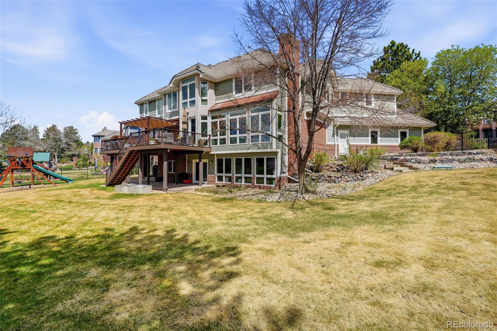 77 Falcon Hills Drive