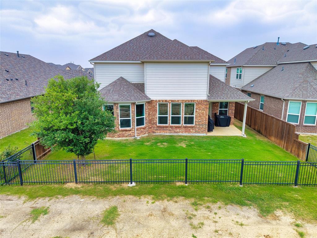 2812 Lamont Court