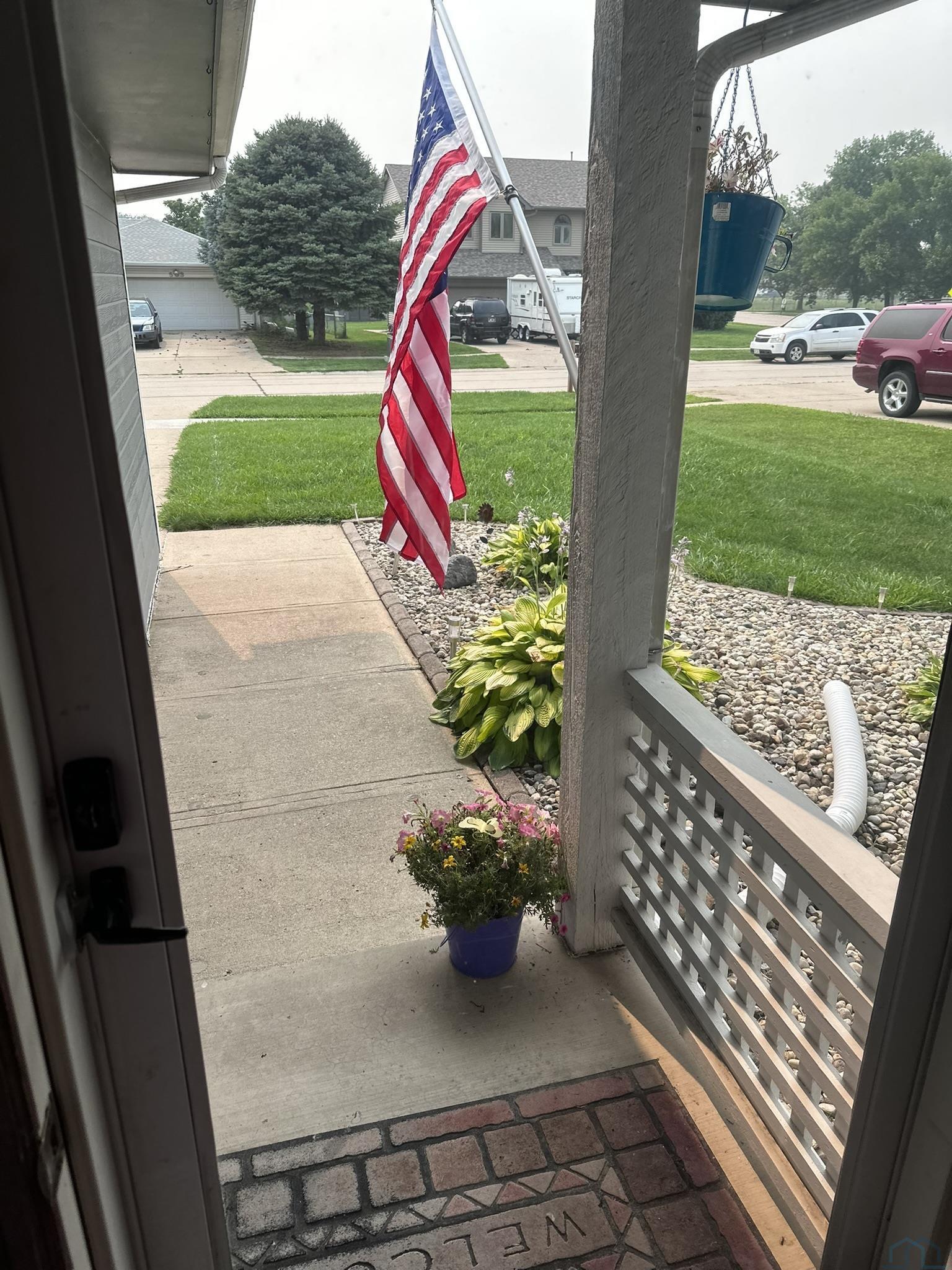 1120 Meadow View Court 1