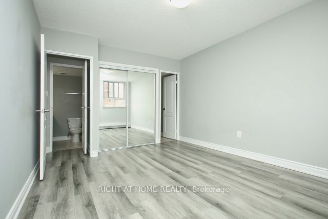 1615 Bloor St 304