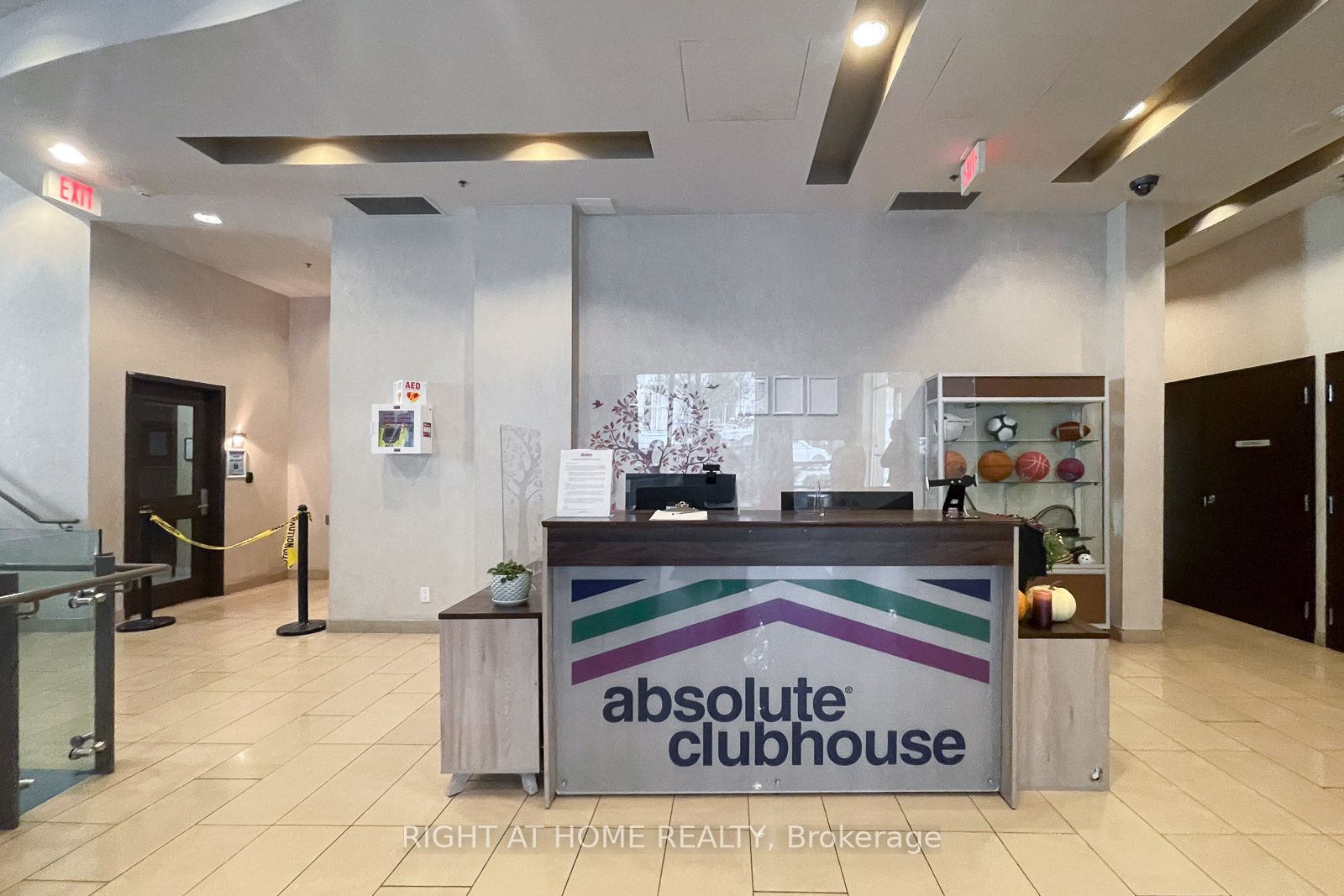 80 Absolute Ave 2706