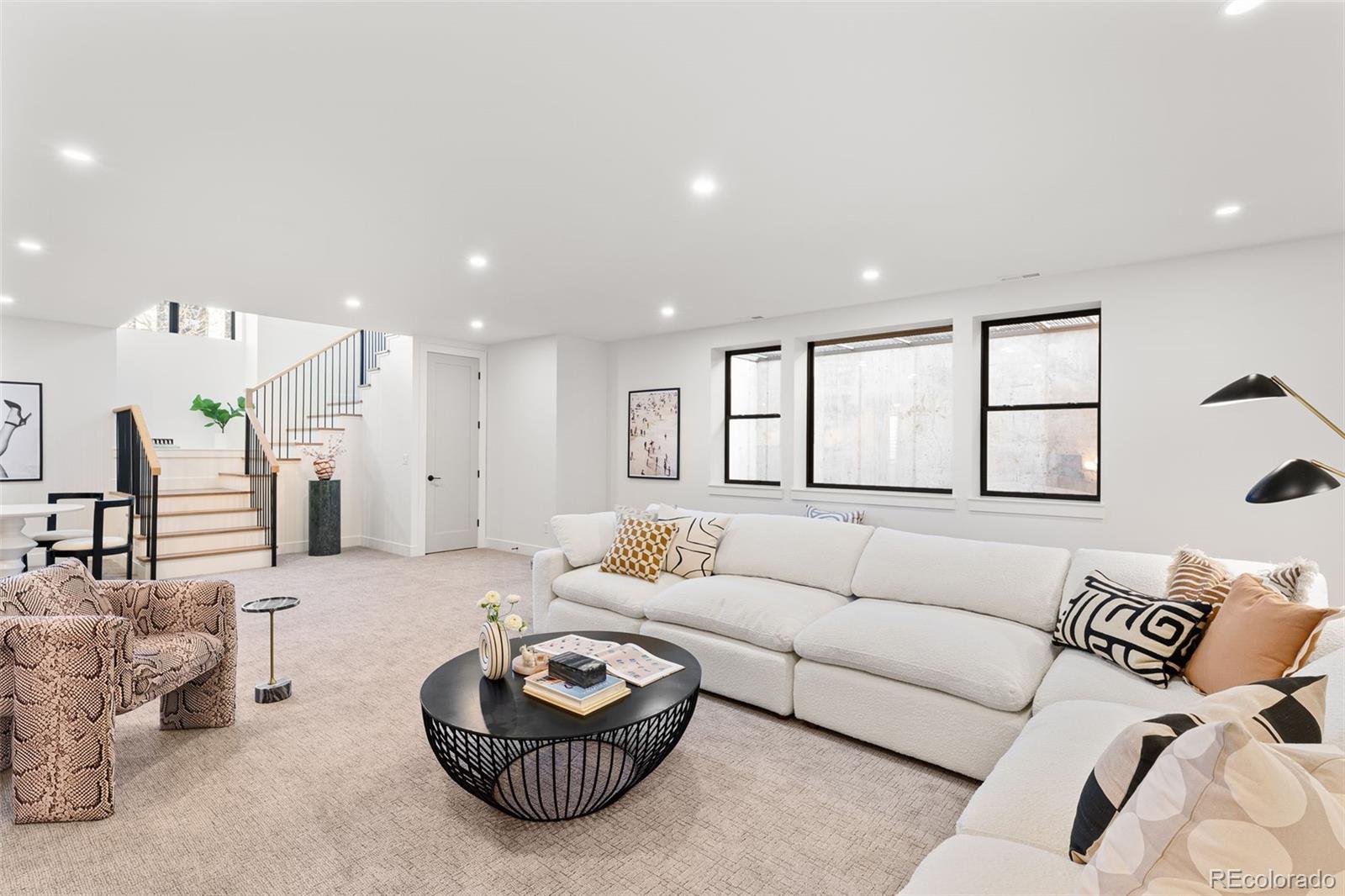 3310 S Clermont Street