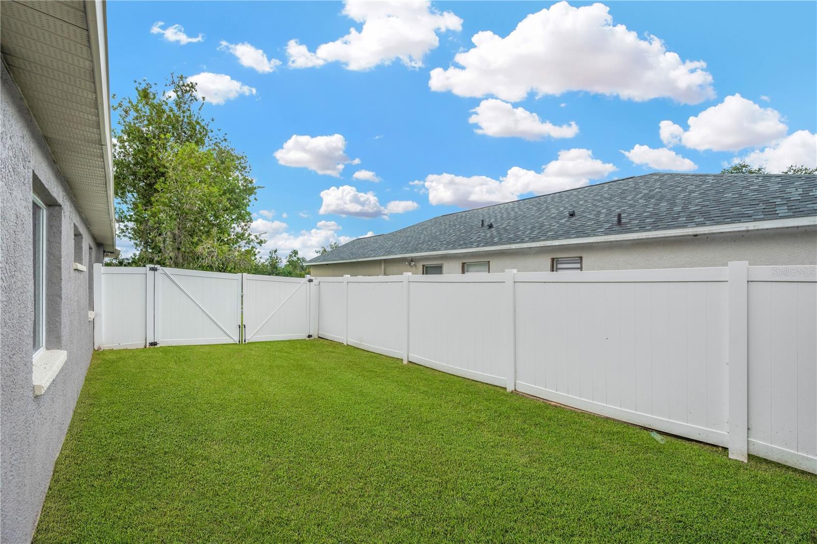 4515 Country Hills Boulevard