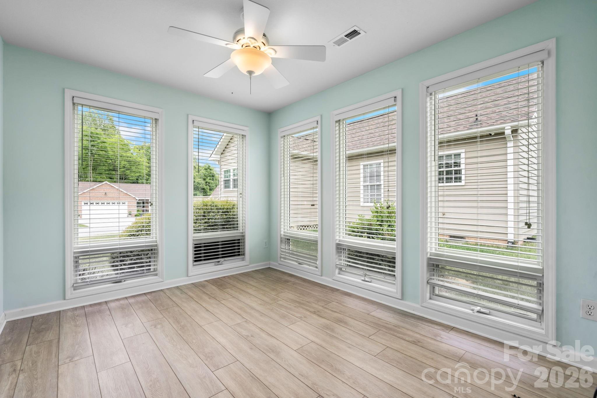 1268 Wexford Village Circle NE