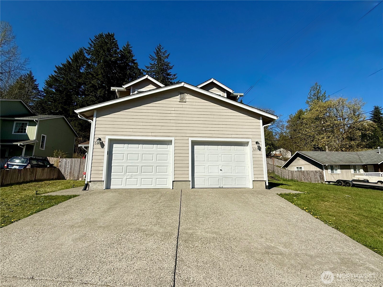 609 Grant Lane SW
