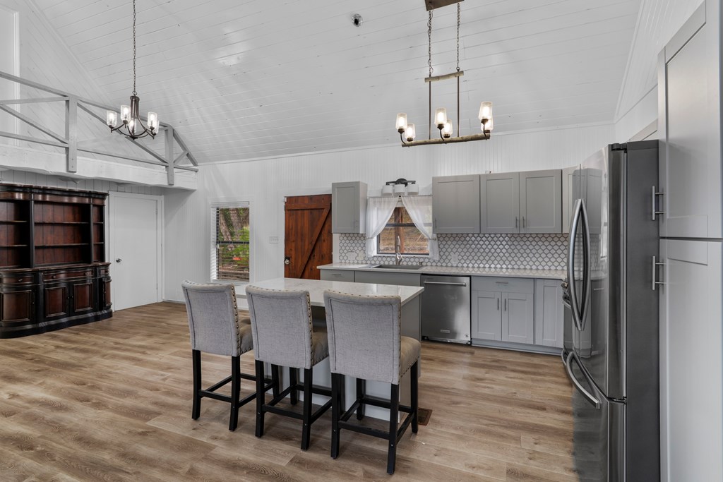 1341 Ranchero Rd
