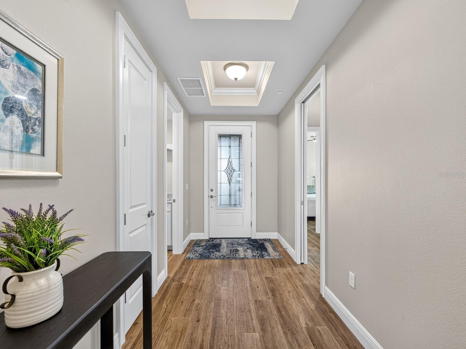 501 Tamiami Trail N 201