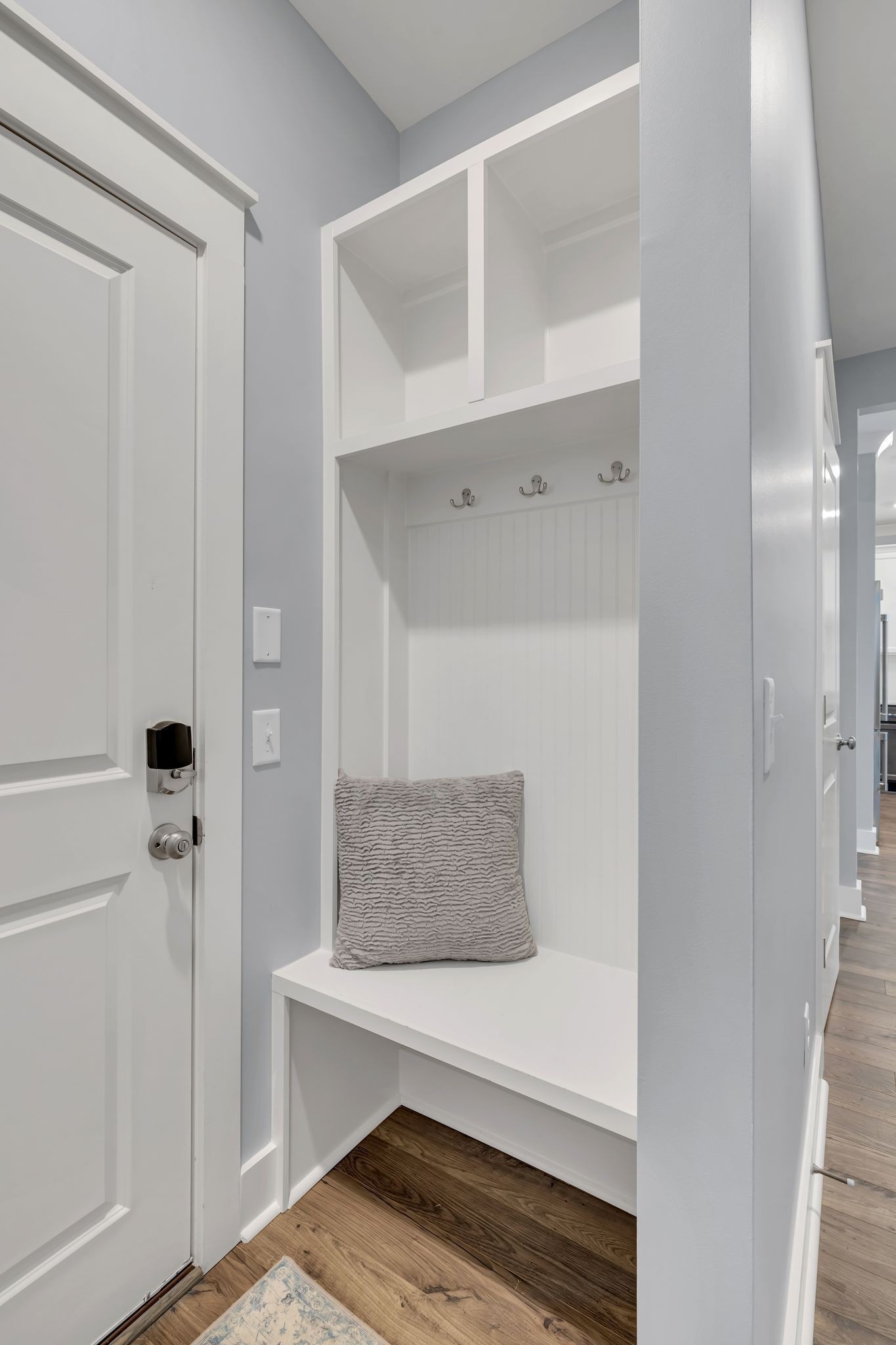 262 Cornice Dr