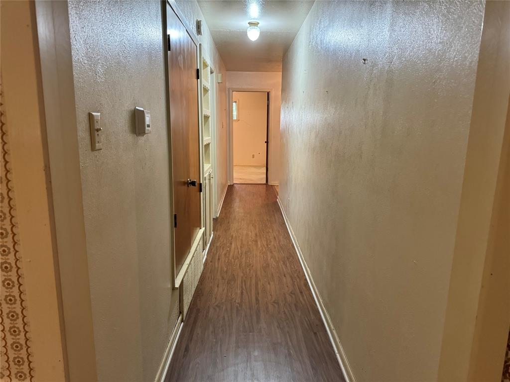 208 SW 4th Street