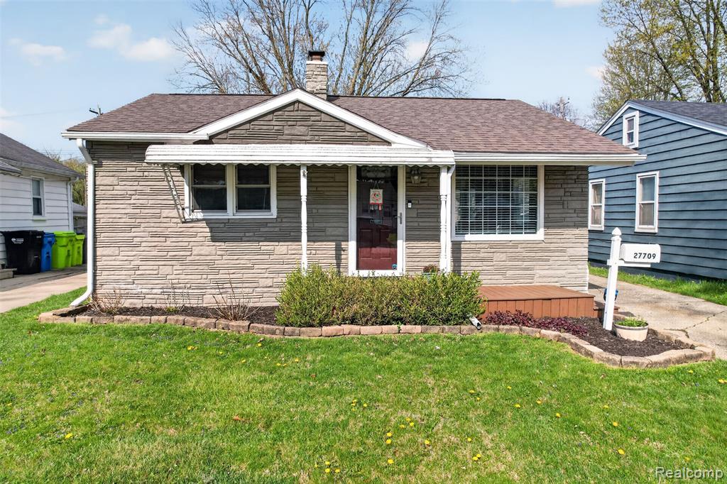 So charming and cute as a button! This adorable ranch in Madison Heights has been renovated top to bottom and is ready for the new owners. Completely open concept with a stunning kitchen, featuring solid wood cabinets with 48" upper cabinets, glowing granite countertops, and SS appliances. The back room can be utilized as a 3rd bedroom or as an additional living area with vaulted ceilings. The bathroom is also renovated with a full tile shower surround. Recently replaced are the dishwasher and water heater in 2024, new AC in 2023, and a fresh coat of paint!