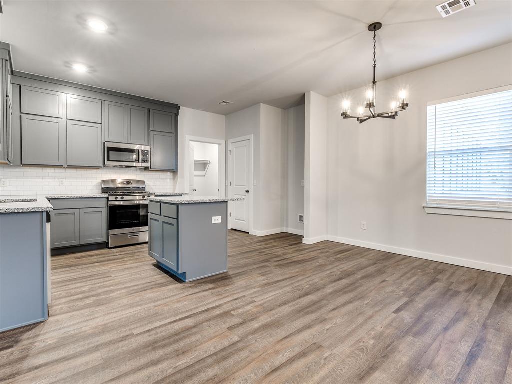 884 Stella Trail