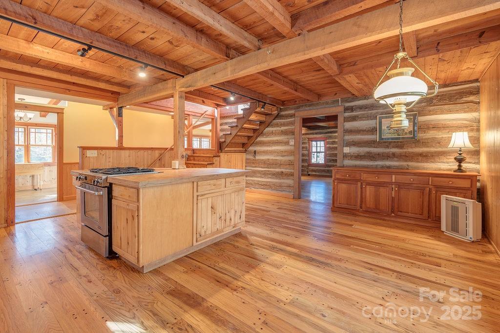 117 Woods View Trail