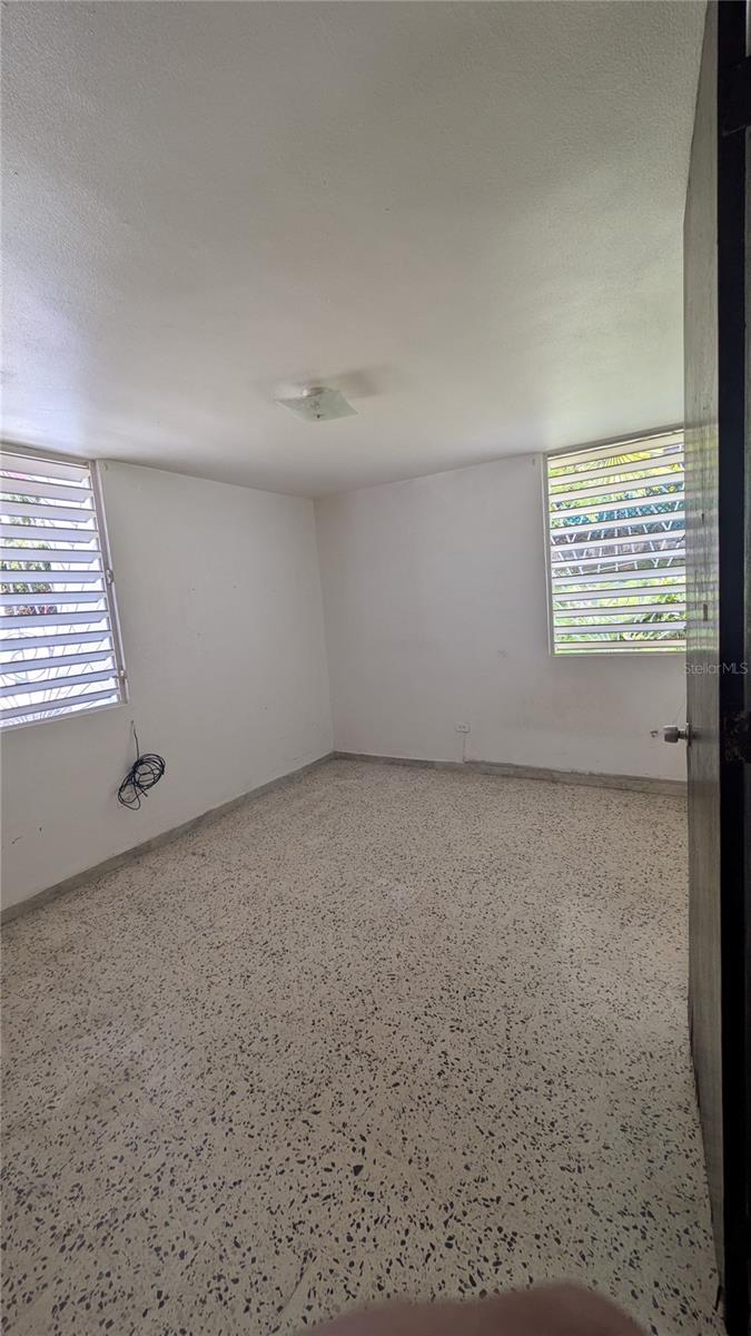 Urb. Santa Elena Calle 9 E-5