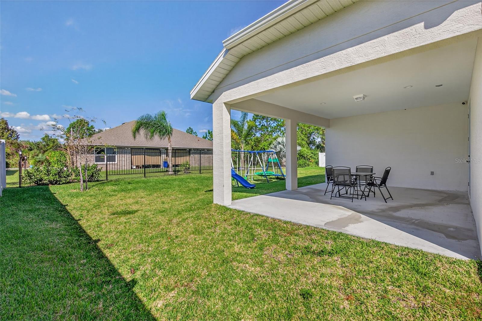 41 La Mancha Drive