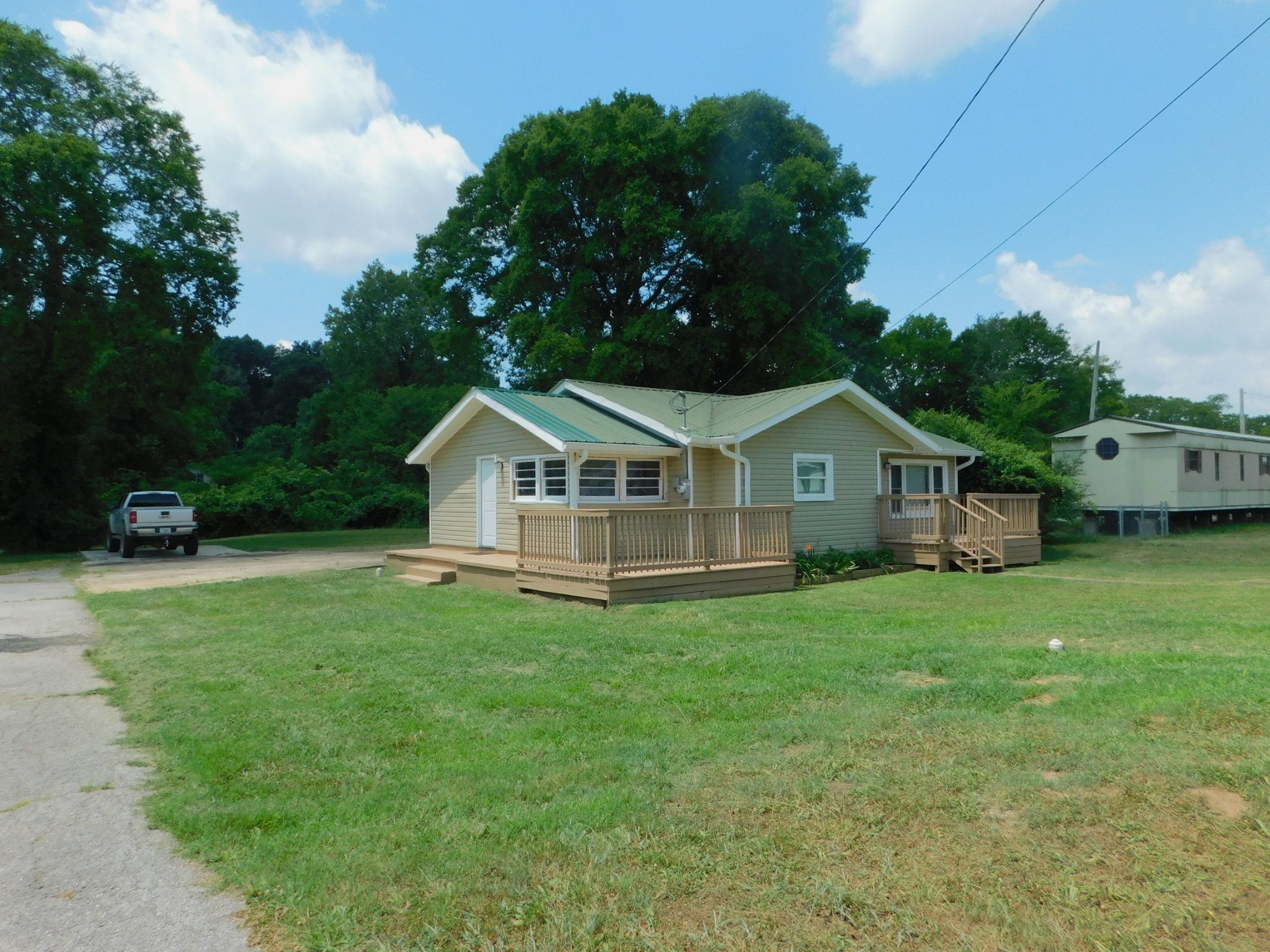 126 Joe St