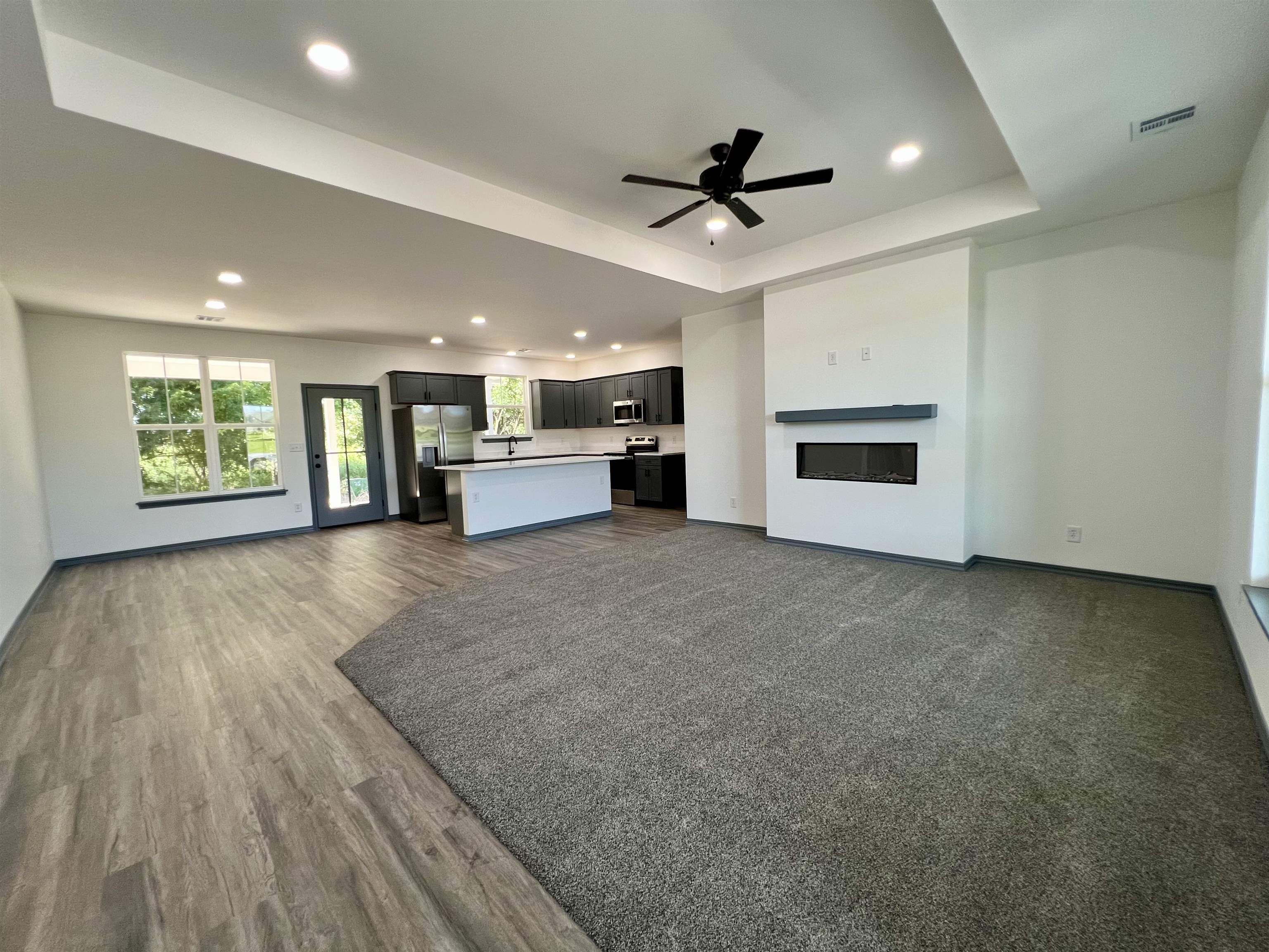 214 Castle Pines Dr