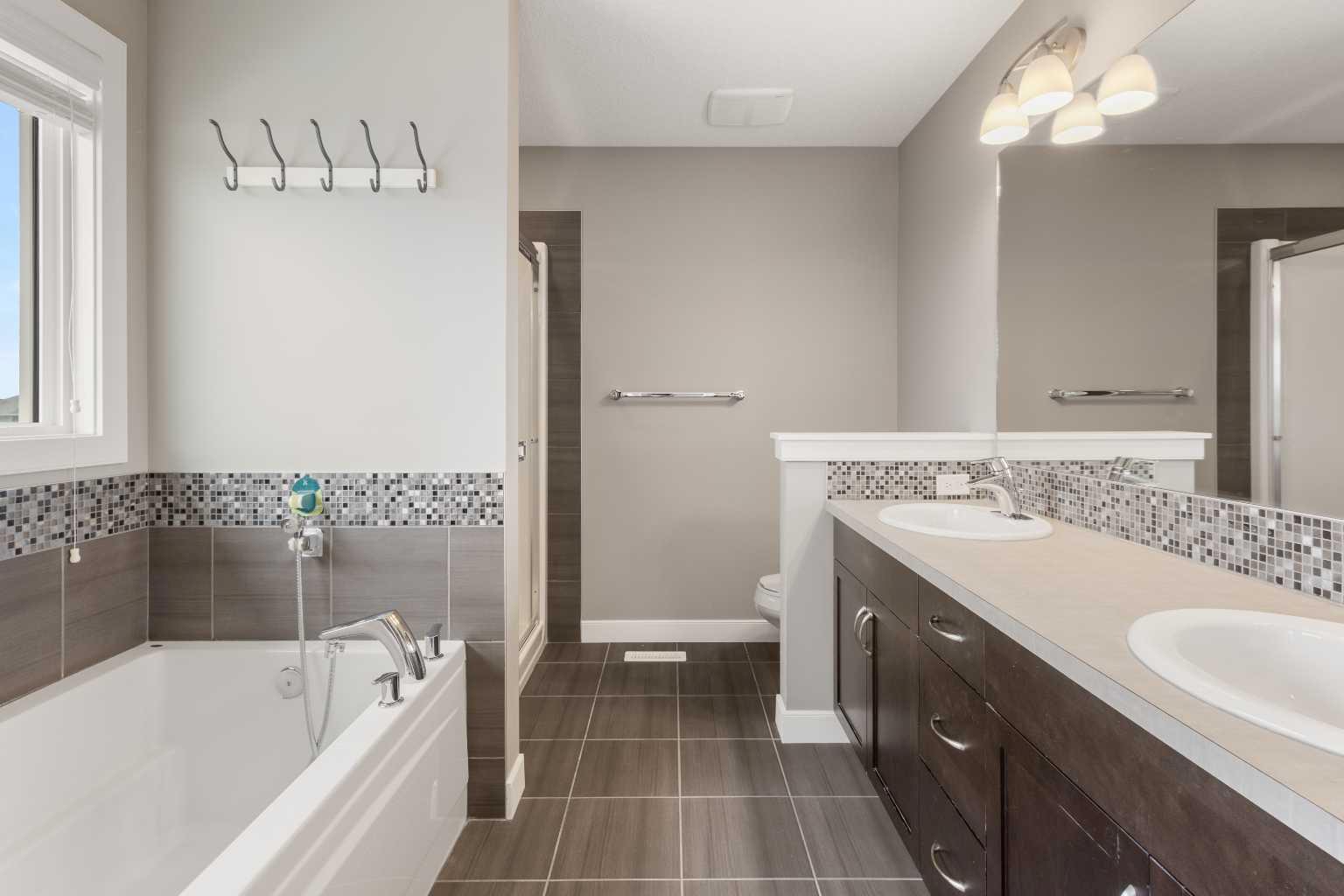 21 Evansglen Mews NW
