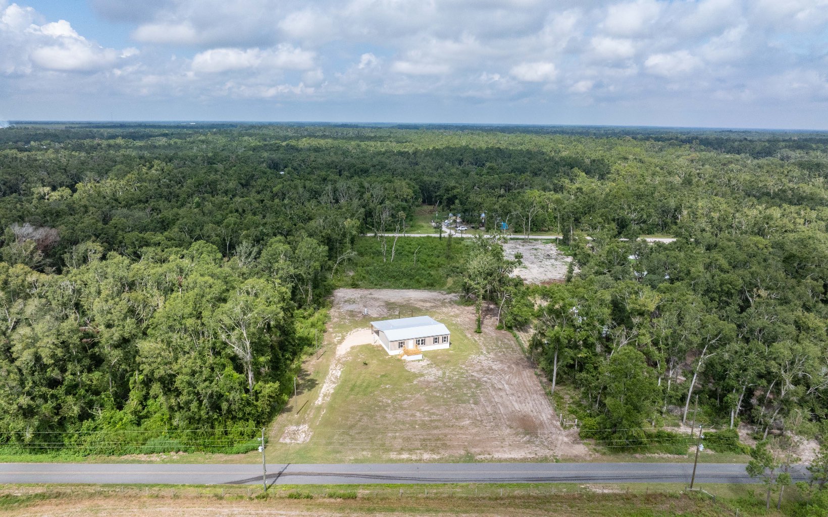 1935 NE Shady Oaks Rd