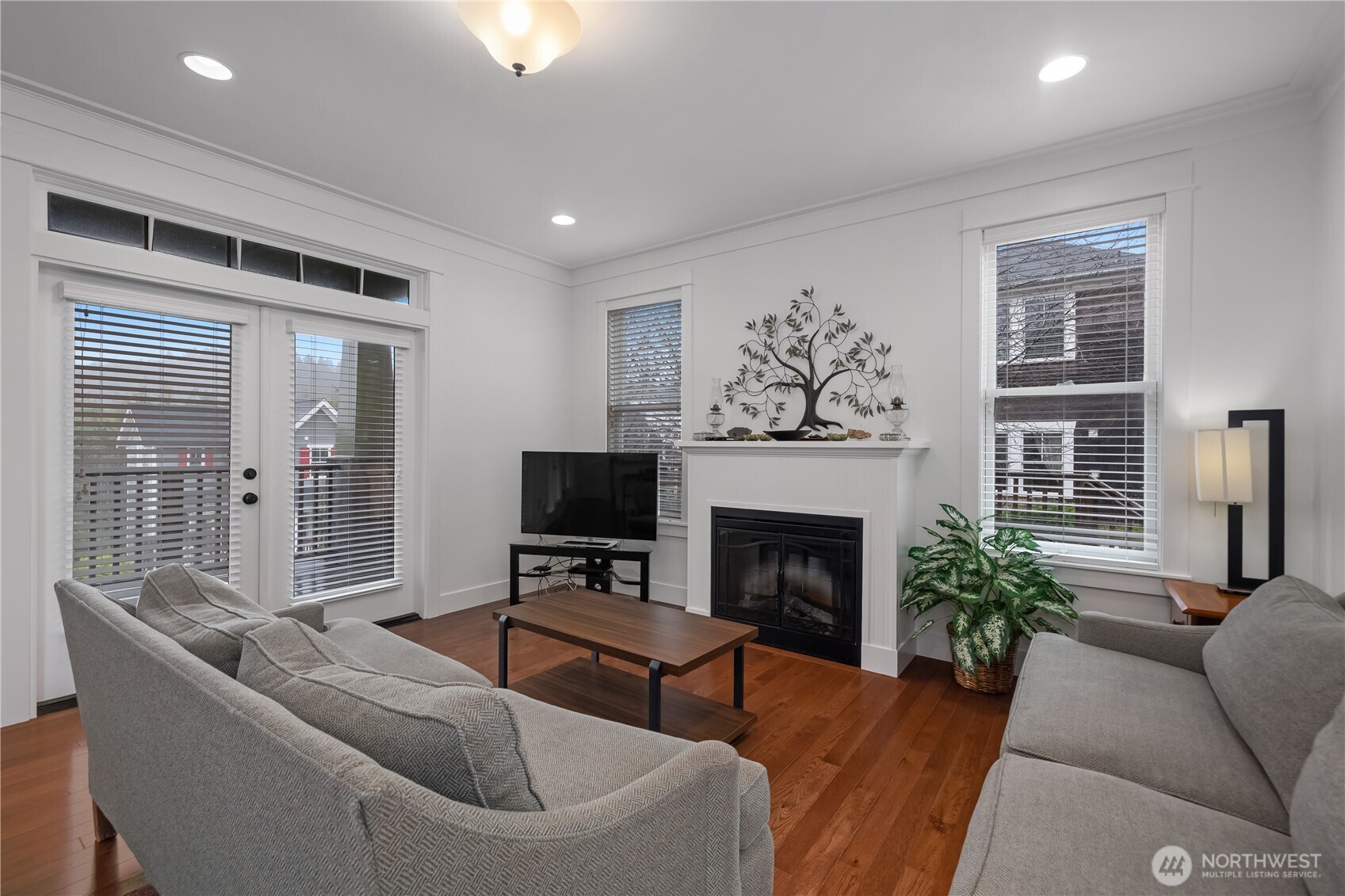 267 Compass Street