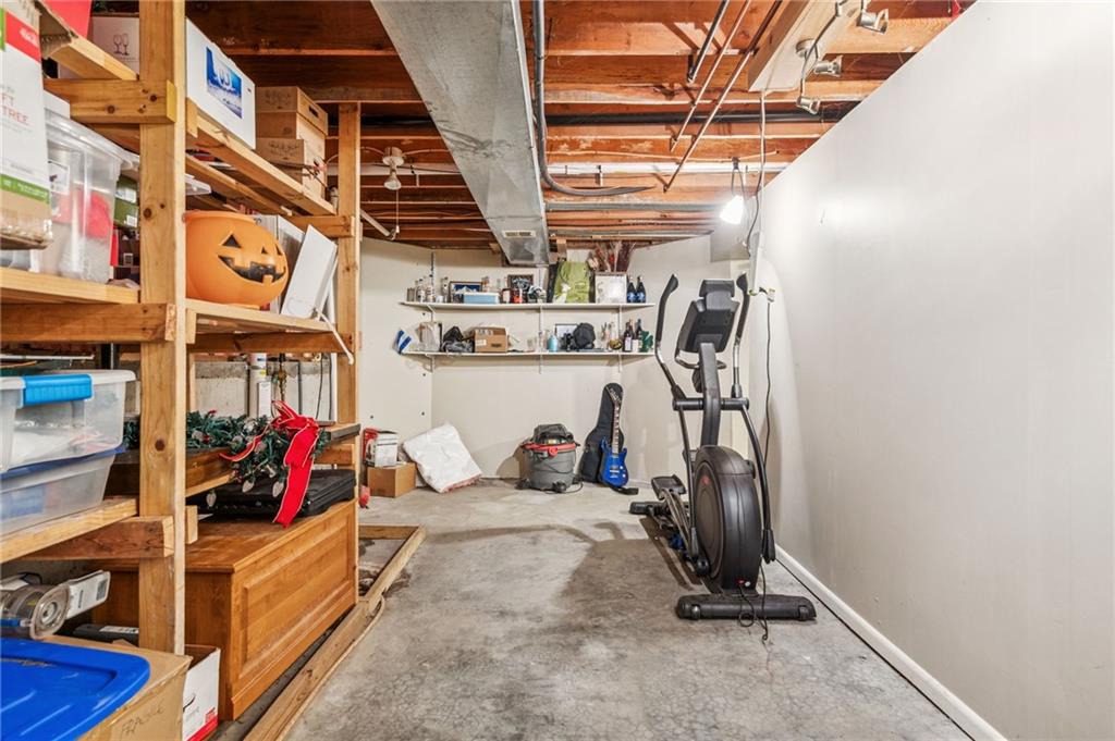 1507 Amesbury Avenue