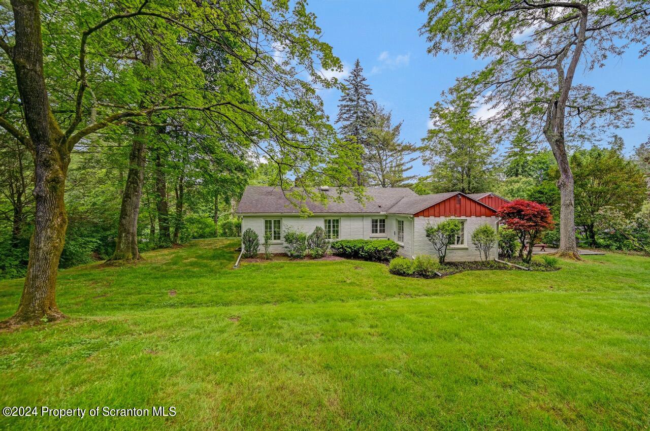 1342 N Abington Road