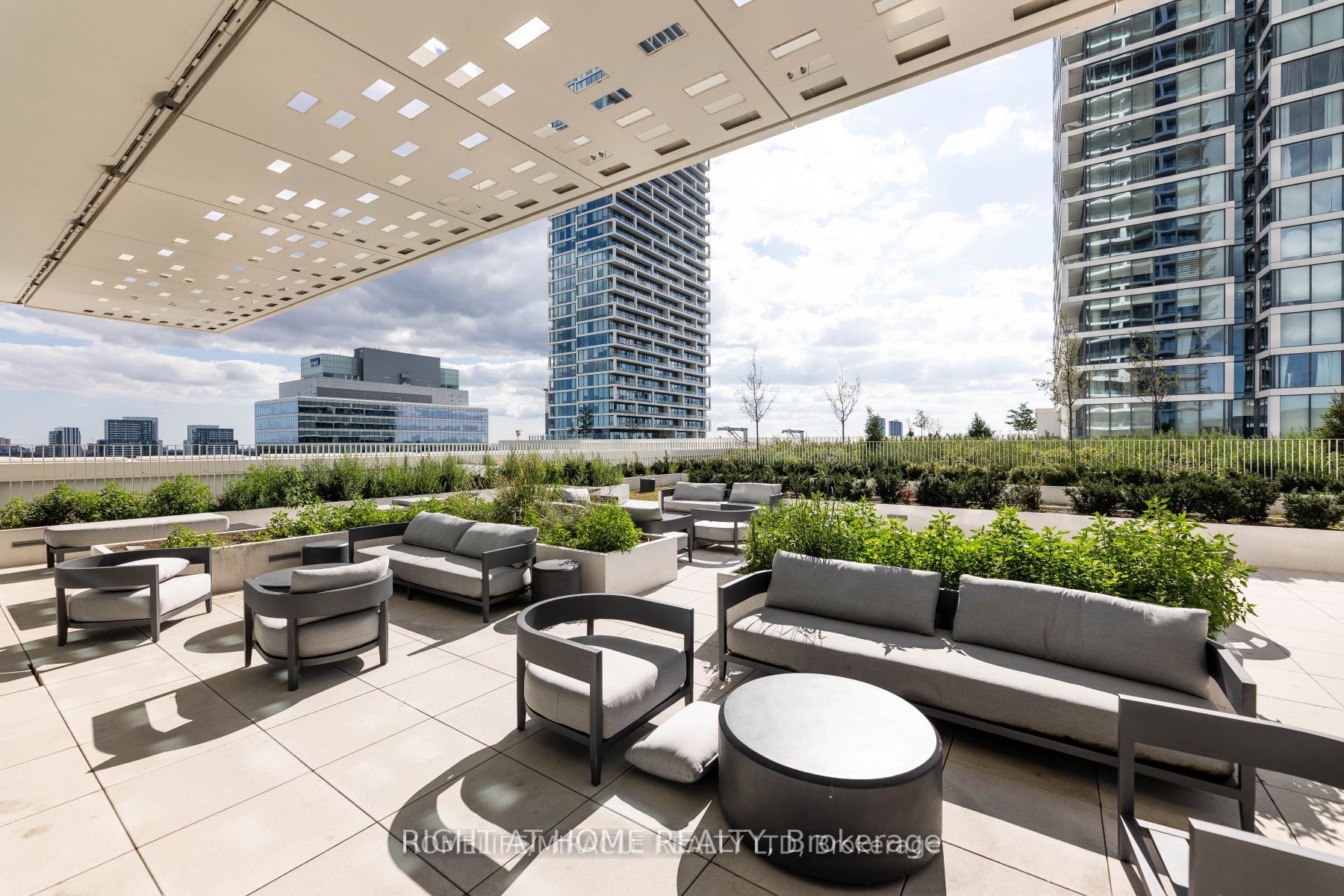 950 Portage Pkwy 4701