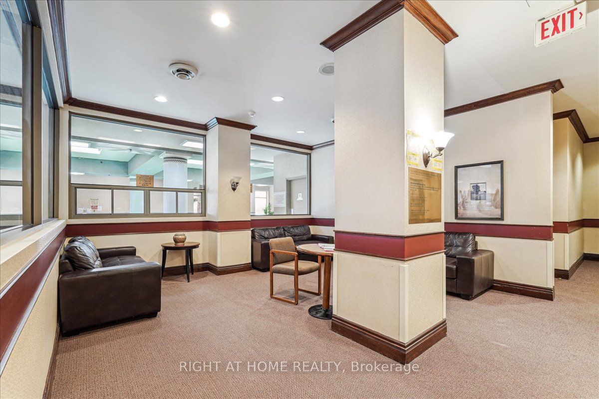 1881 Mcnicoll Ave 558