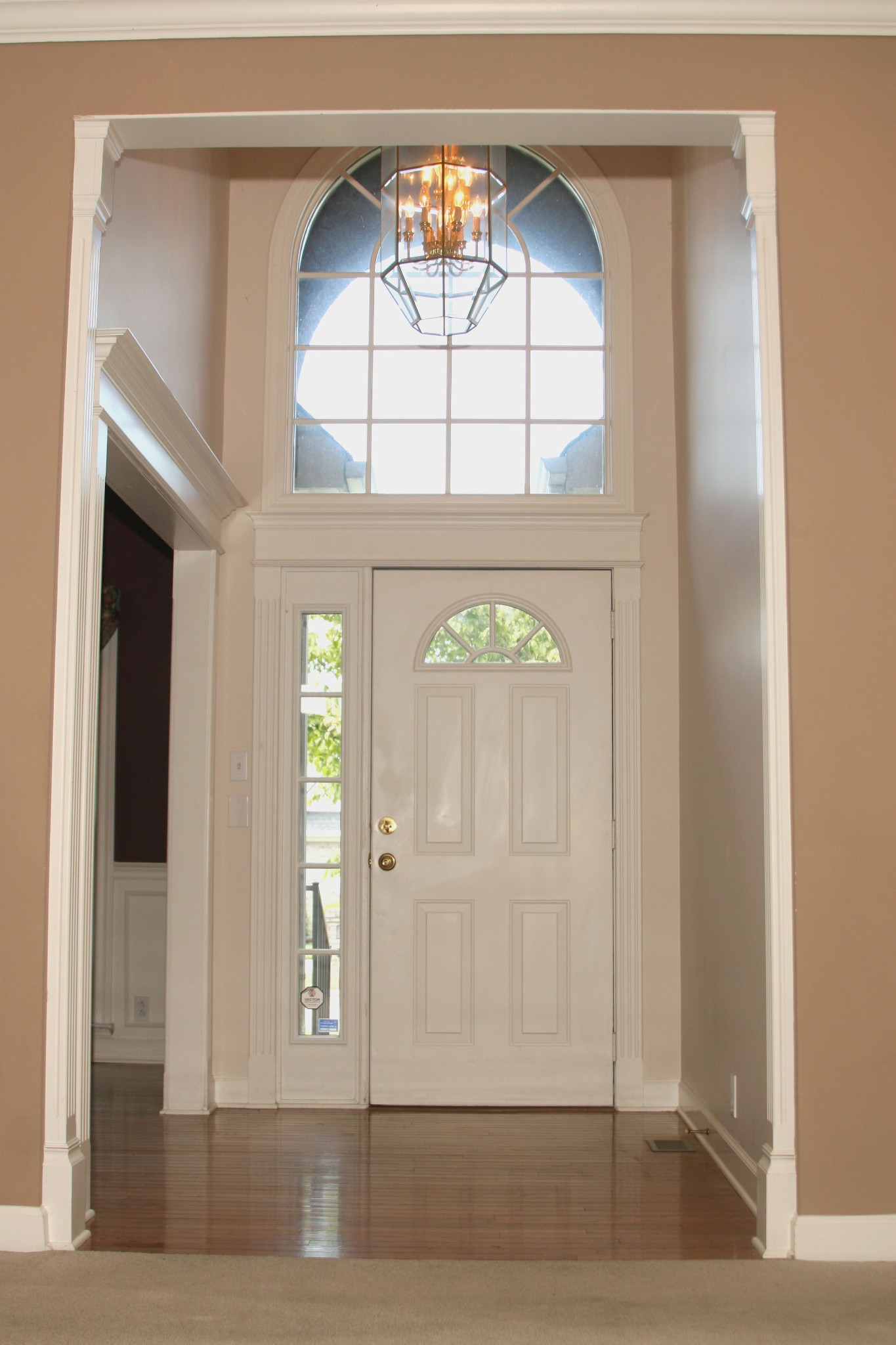 387 Natchez Trace Ct