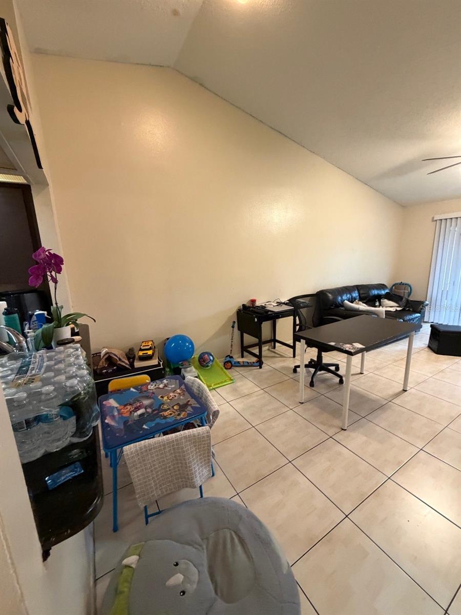 2803 Waxy Willow Lane