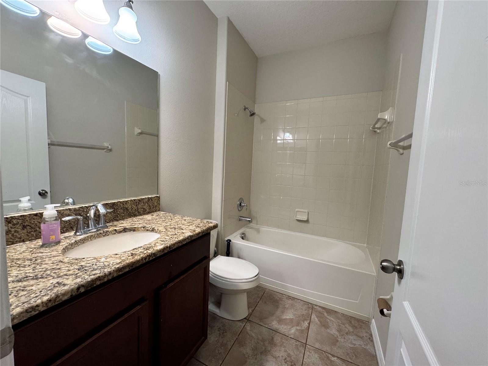 2711 Garden Falls Drive