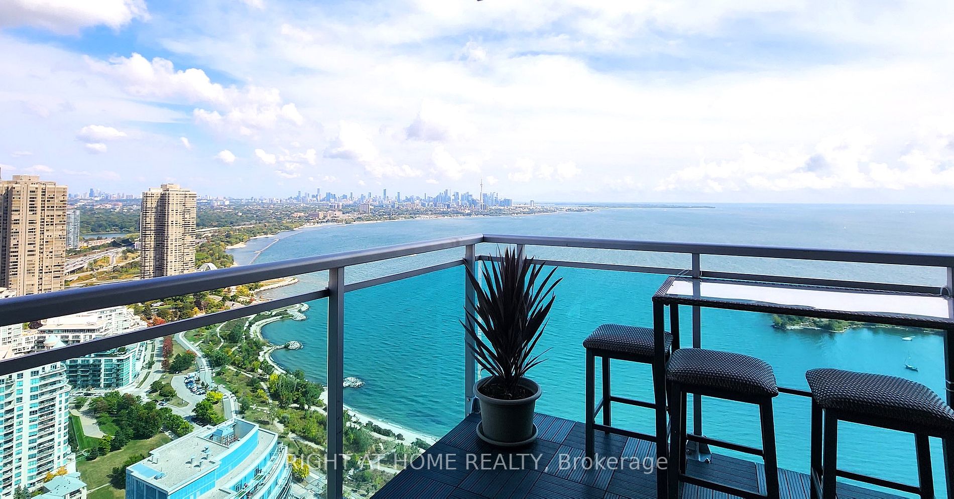 16 Brookers Lane Lph04