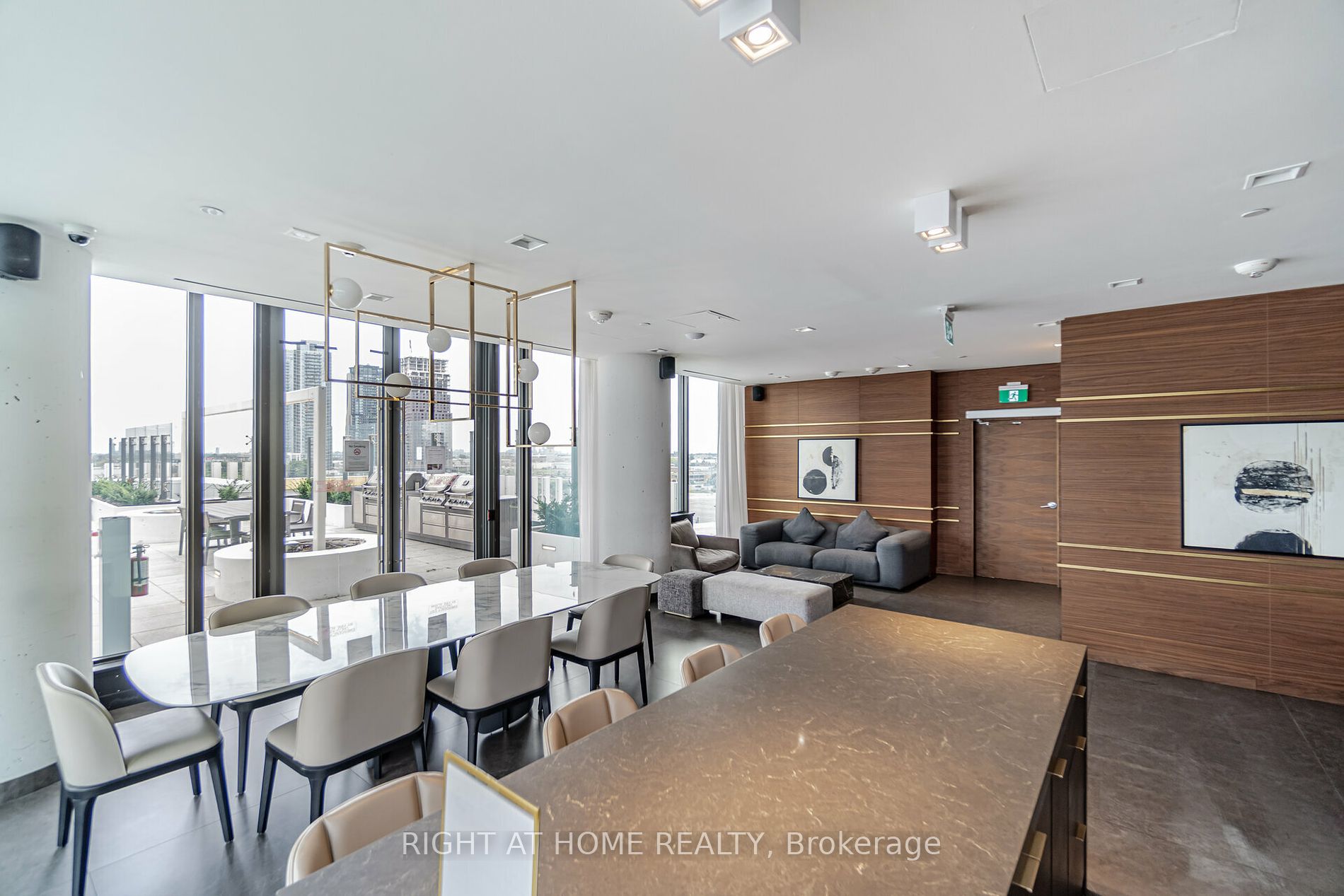 5 Buttermill Ave 4801