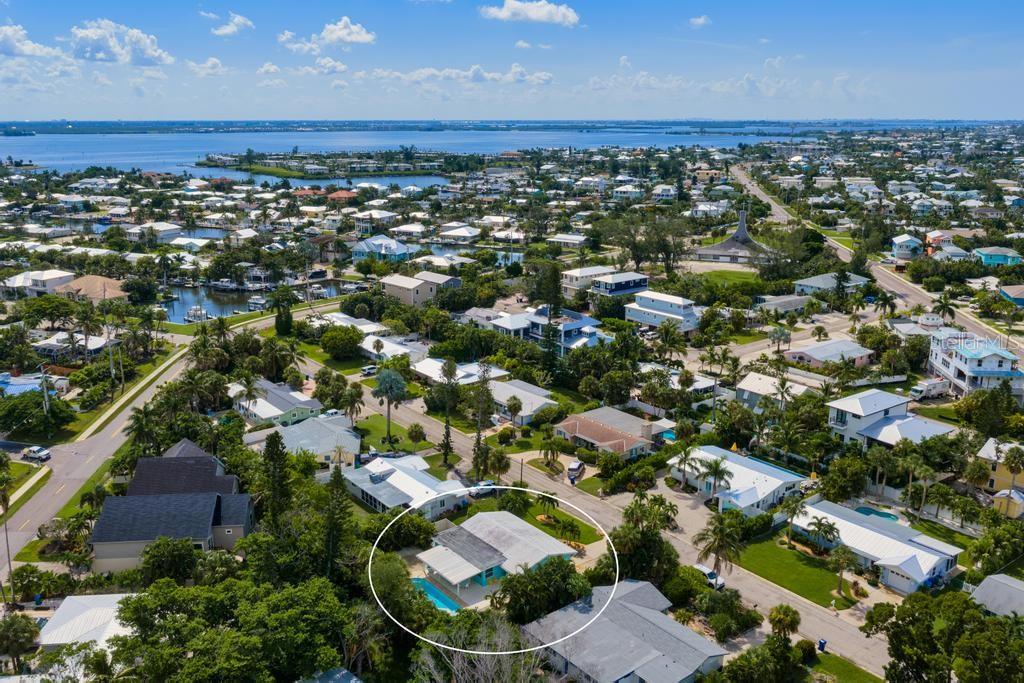 406 Bay Palms Drive