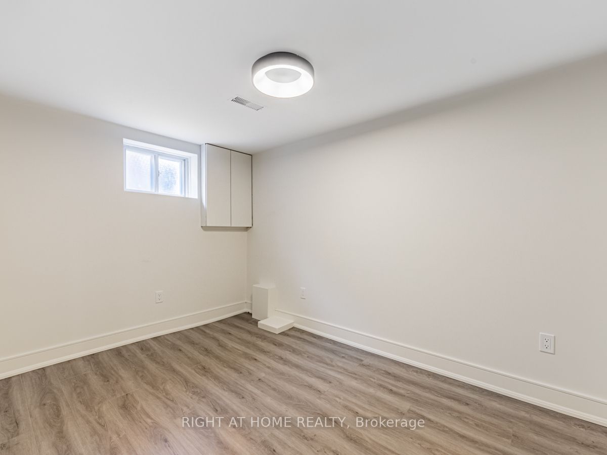 141 Tower Dr