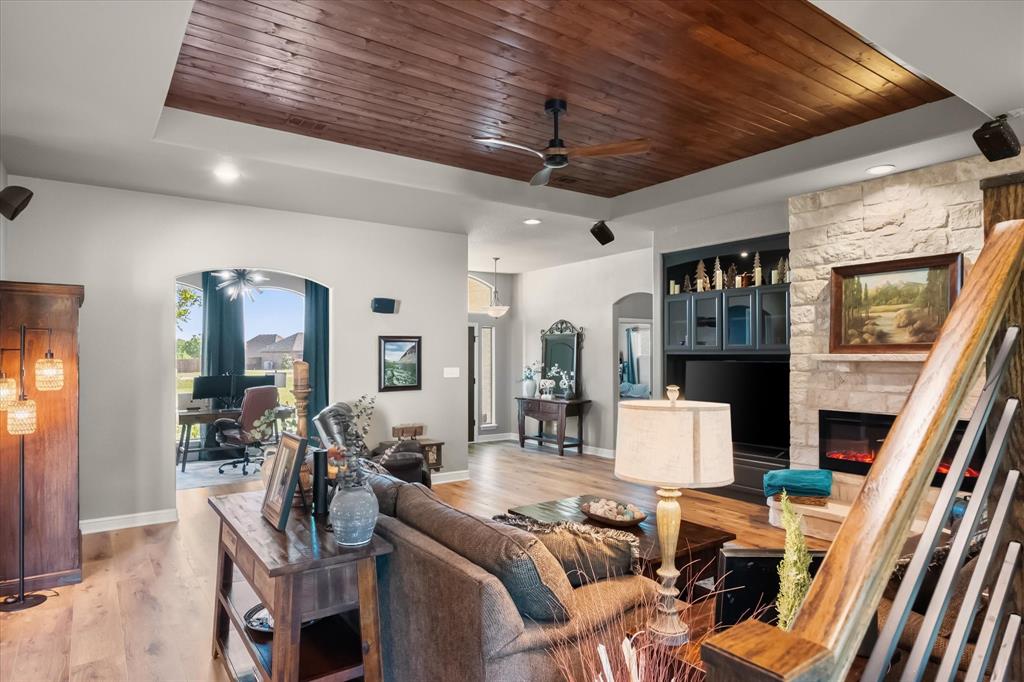 3640 Baylor Boulevard