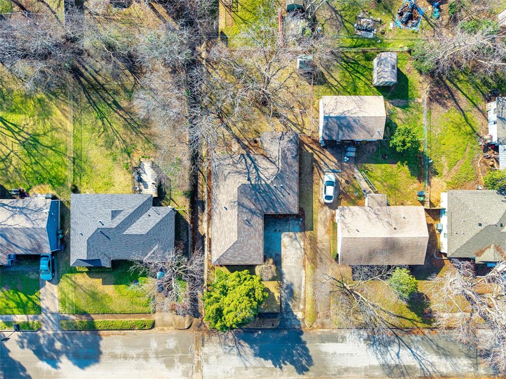 1222 W Lovers Lane