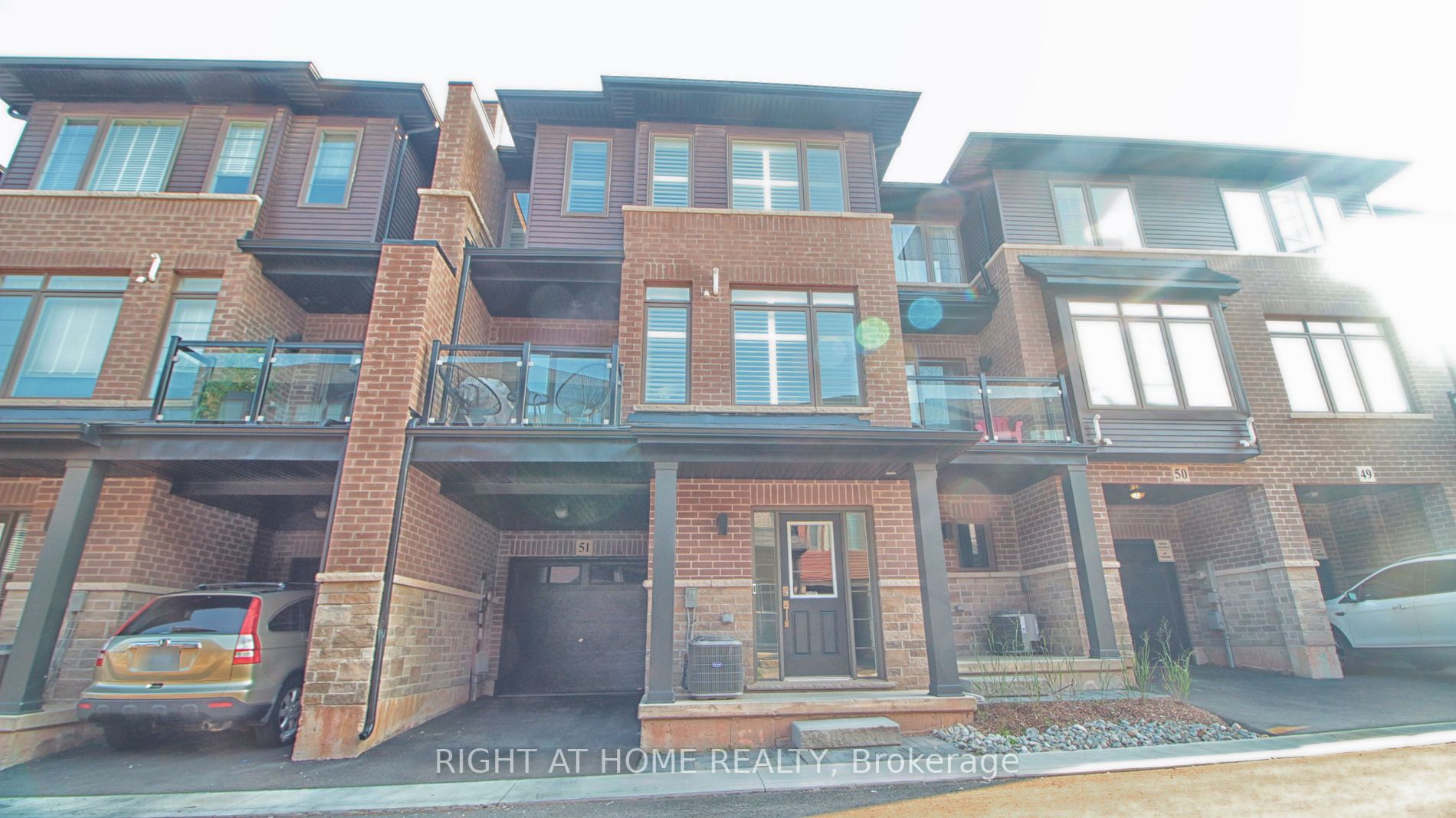 575 Woodward Ave 51