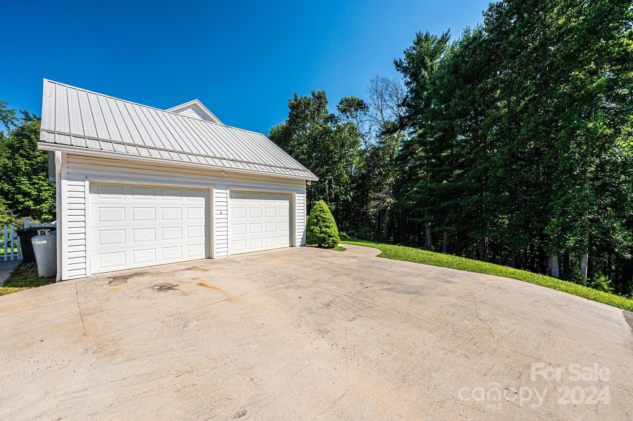 1664 Ticknock Way