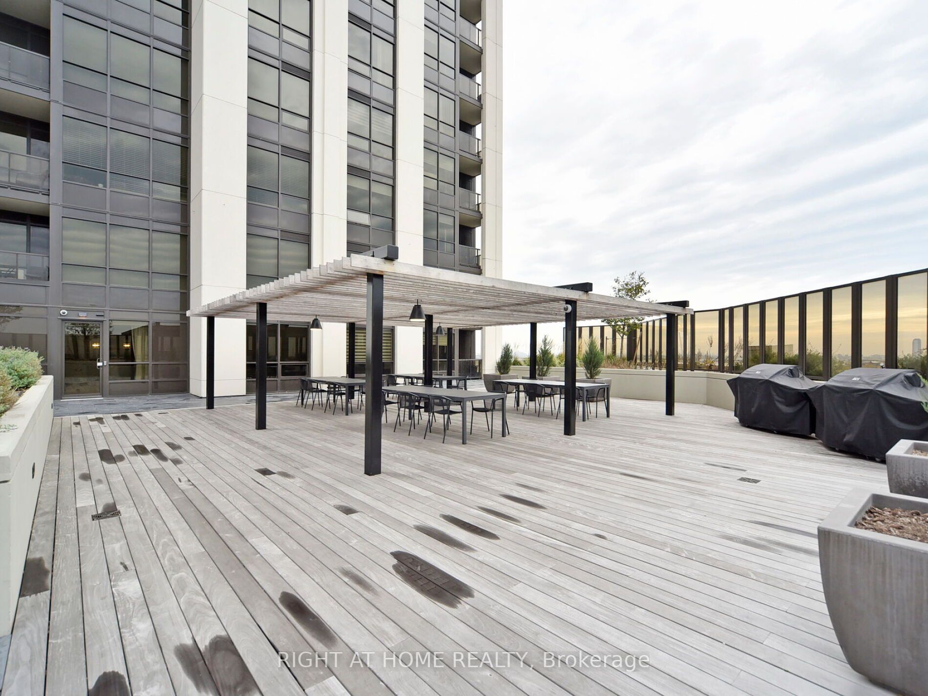 9075 S Jane St 1005