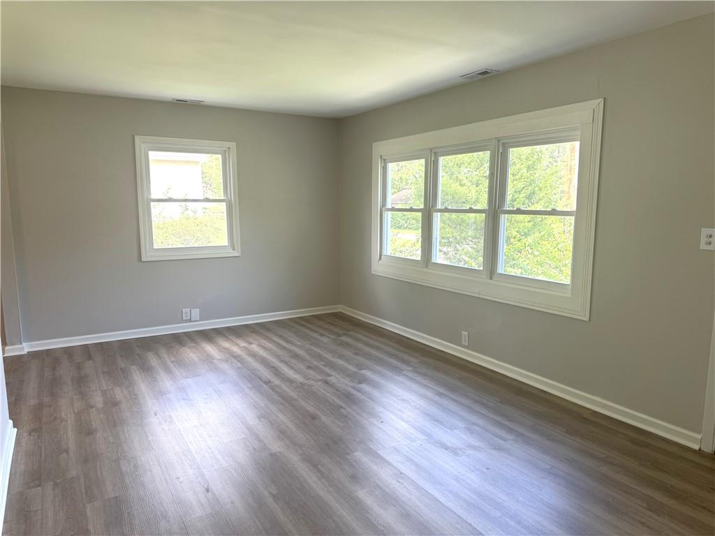 11036 N Locust Street