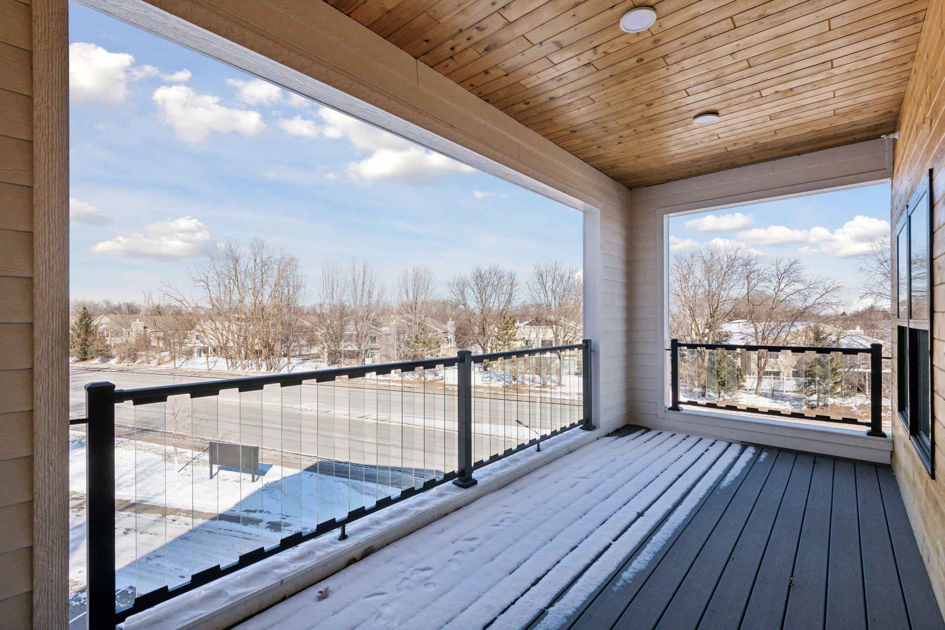 5734 Shady Oak Road S 12