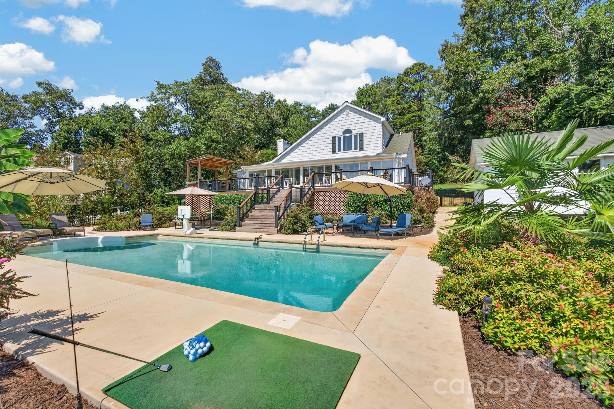 745 Anchor Road